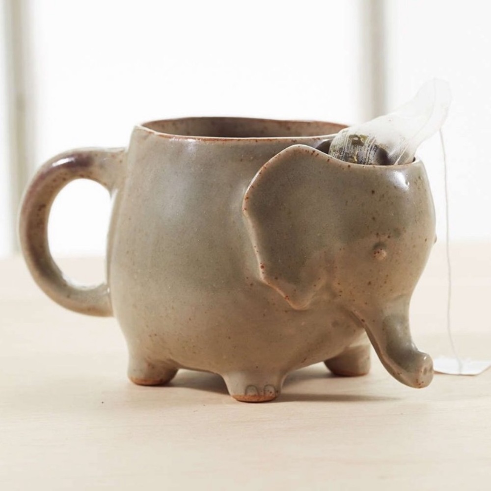 Urban Outfitters Elephant Mug 🎉Host Pick🎉